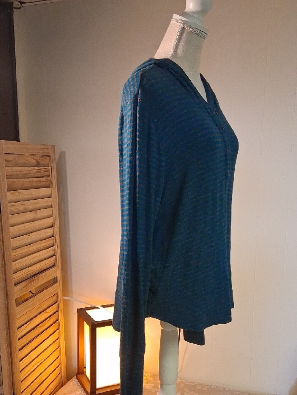 Cabi Women's XL Teal and Gray Striped Cropped Soft Riff Hoodie NWT